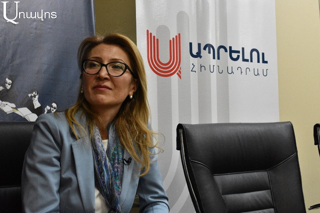 Մանե Թանդիլյան․ «Բազմաթիվ հաջողակ տղամարդկանց թիկունքում կանգնած են բանիմաց, խելացի կանայք, որոնք կարող էին իրենք լինել առաջնորդ»