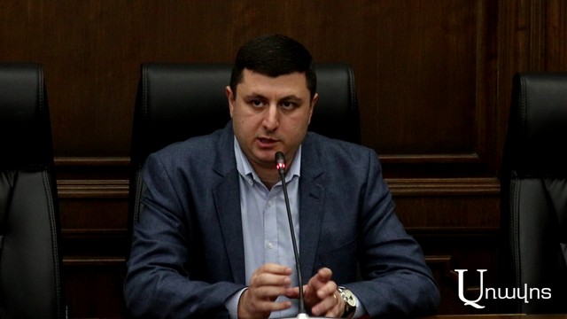 Դավաճանությունների ու 5-րդ շարասյան փնտրտուքի խնդիրն արդյունավետ լուծելու համար իշխանությունը պետք է սկսի սեփական շարքերից. Տիգրան Աբրահամյան