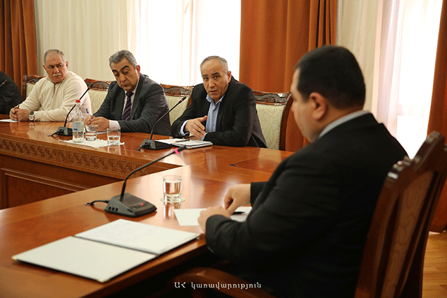 Գուրգեն Ներսիսյանը Հանրային խորհրդի անդամներին ներկայացրել է երկրի սոցիալ-տնտեսական վիճակը