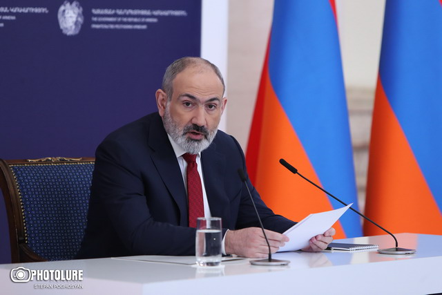 Փաշինյանն առաջարկում է ընդդիմության հրապարակած փաստաթղթերին թերահավատությամբ վերաբերվել. «Կարող են A4 ֆորմատի վրա թուղթ հրապարակել եւ ասել՝ սա է»