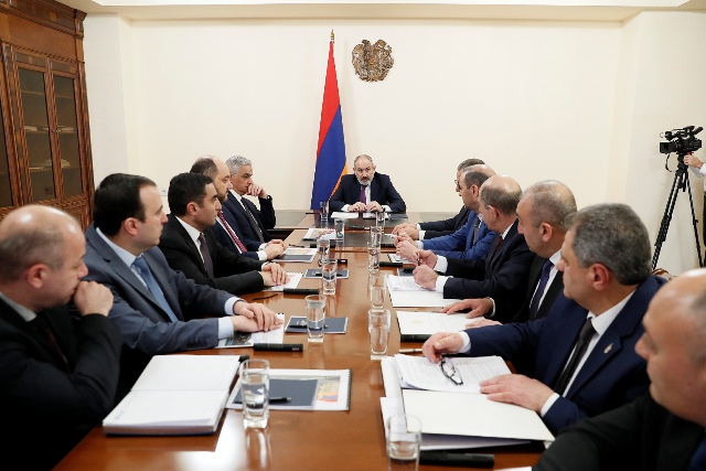 Փաշինյանն այցելել է Պետական պահպանության ծառայություն՝ կառույցի 2022 թ. գործունեության հաշվետվությունը քննարկելու նպատակով