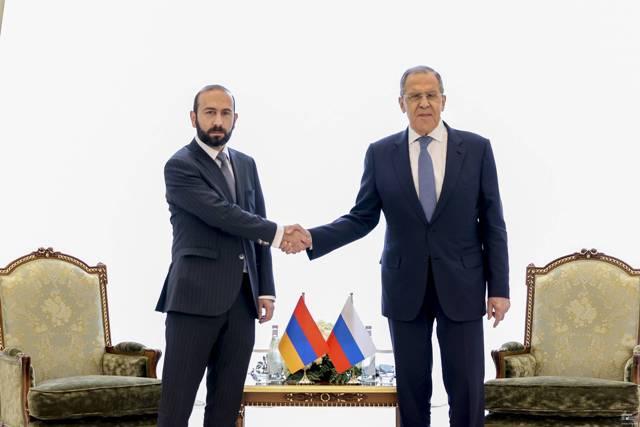 Արարատ Միրզոյանը Լավրովին Տեղ գյուղի հատվածում ադրբեջանական ԶՈւ-ի սադրանքի մանրամասներ է ներկայացրել