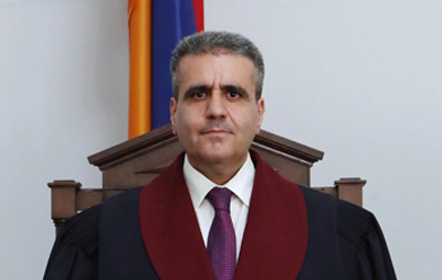 Երեք որոշումներով կար երեք հատուկ կարծիք՝ մի դատավորի կողմից