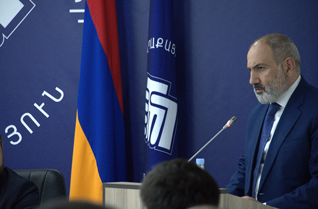 Փաշինյանն ու Միրզոյանը պատասխանել են ՔՊ Նախաձեռնող խմբի մասնակիցների հարցերին