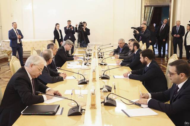 Լավրովի հետ հանդիպմանը Միրզոյանն ընդգծել է բանակցային գործընթացին զուգահեռ ուժի կամ ուժի սպառնալիքի կիրառման բացառման անհրաժեշտությունը