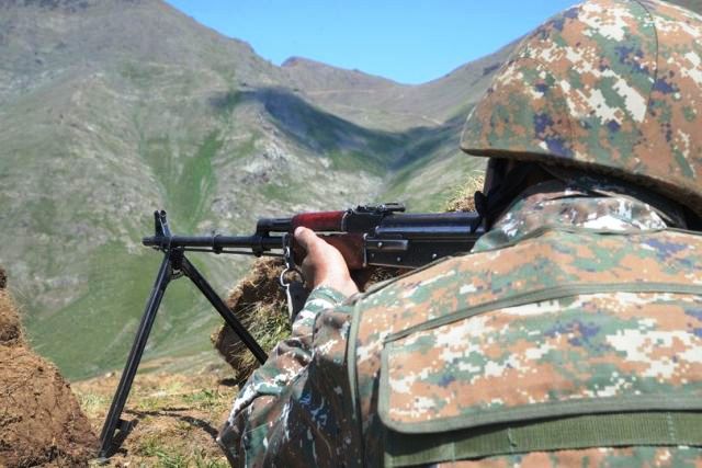 Ադրբեջանական զինուժը փորձում է առաջանալ ԱՀ ՊԲ պաշտպանության խորքը՝ շփման գծի ողջ երկայնքով իրականացնելով հրթիռահրետանային նախապատրաստություն. ԱՀ ՊՆ