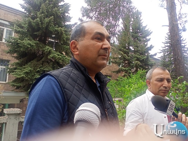 «Մարդը եթե ունի փոքր բարոյականություն, քիթը չպետք է խոթի իրեն չվերաբերող հարցերի մեջ»․ Տիրան Խաչատրյանը՝ Աննա Հակոբյանի հայտարարության մասին