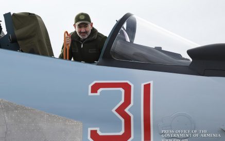 Նիկոլ Փաշինյանը՝ ՍՈւ-30-ի եւ ՀՕՊ համակարգերի գնման մասին