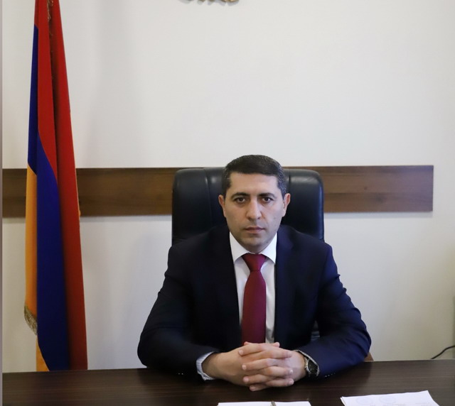 «Դատավորների կազմը արագ համալրում ենք, որ գոնե մատներից փուշ հանող լինի»․ Դատական դեպարտամենտի ղեկավար