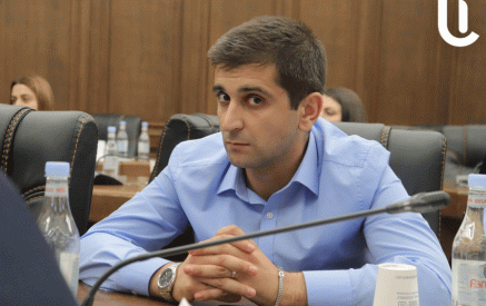 Փաստաբան. «Երևանի ավագանու ներկայացուցիչը հեռացվեց նիստից` Երևանի ավագանուն ներկայացնելու ունակ չլինելու հիմքով»