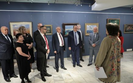 «Ցանկացած քաղաքական պայմաններում հայ և ռուսական մշակույթները փոխկապակցված են եղել». ՌԴ պատվիրակությունն այցելել է Ռուսական արվեստի թանգարան