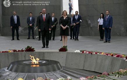 Եվրոպոլի գործադիր տնօրենը հարգանքի տուրք է մատուցել Հայոց ցեղասպանության զոհերի հիշատակին