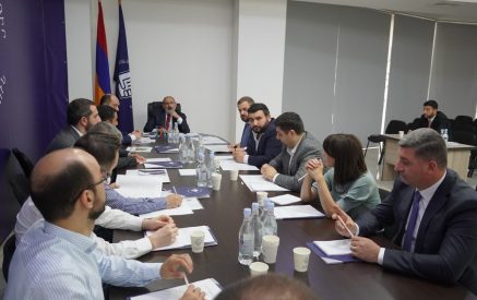 Քննարկվել են «Քաղաքացիական պայմանագիր» կուսակցությանն անդամակցելու հայտ ներկայացրած քաղաքացիների դիմումները