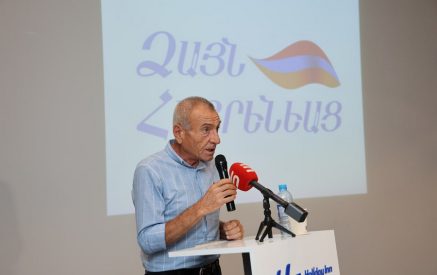 Կյանքից հեռացել է գրականագետ Սերժ Սրապիոնյանը