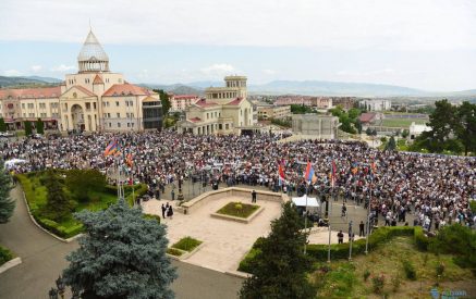 Արցախցիներն իրավունք ունեն որոշելու իրենց կուտակած գումարների ճակատագիրը