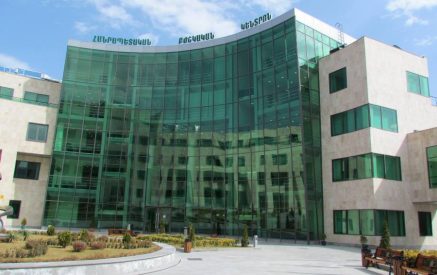 Սամվել Շահրամանյանն այցելել է վիրավորված և բուժում ստացող քաղաքացիներին
