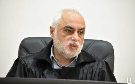 Դատավոր Կարապետ Բադալյանը չհարգեց փաստաբանների գործադուլի իրավունքը. Սերժ Սարգսյանի եւ նրա դստեր ենթադրյալ ապօրինի գույքի գործով նիստը կայացավ