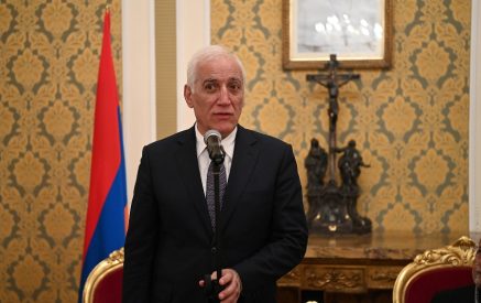 ՀՀ նախագահն ընդգծել է՝ Հայաստանն ունի հստակ դիրքորոշում խաղաղության հասնելու և հարևանների հետ բարի դրացիական հարաբերություններ հաստատելու հարցերի շուրջ