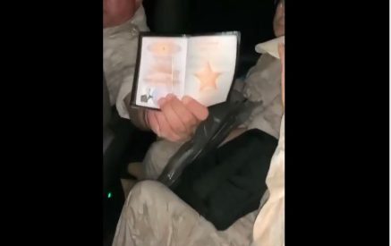 Ռուս խաղաղապահները իրենց մեքենայով ադրբեջանցու էին տեղափոխում