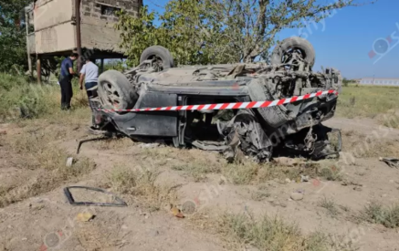 Մեքենան մի քանի պտույտ շրջվելով՝ գլխիվայր հայտնվել է դաշտում․ վարորդը, որն օրեր առաջ էր նշել մեղրամիսը՝ մահացել է. Shamshyan.com