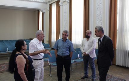 Հայաստանի կոմպոզիտորների միություն և Տիկնիկային թատրոն այցի շրջանակներում կարևորվել է մշակույթի ապակենտրոնացումը և մարզային կառույցների ակտիվ համագործակցության զարգացումը
