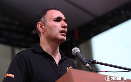 Ավետիք Չալաբյան․ «Հայաքվեի օրենքի նախագիծն ընդունելով՝ ՔՊ-ն կարող է ազատվել դավաճանի խարանից»