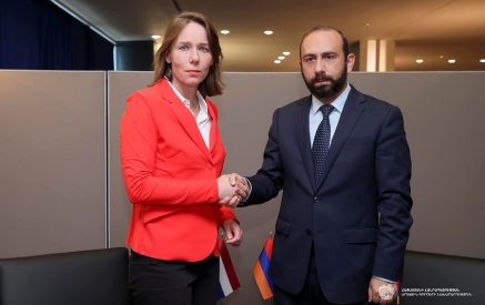 Արարատ Միրզոյանը հանդիպում է ունեցել Նիդերլանդների նորանշանակ ԱԳ նախարարի հետ
