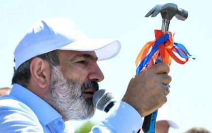 Ո՞վ էր Փաշինյանին «սպառնացողը»
