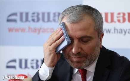 «Նիկոլ, էս տղերքին խի՞ ես փչացնում»․ Նորայր Նորիկյան