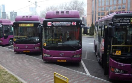 25 ավտոբուս մեկնելու է ԼՂ՝ բռնի տեղահանված քաղաքացիների մուտքը ՀՀ կազմակերպելու համար