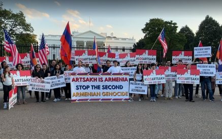 «Փրկել Արցախը». Վաշինգտոնի հայերը Սպիտակ տան դիմաց բողոքի ցույց են իրականացրել