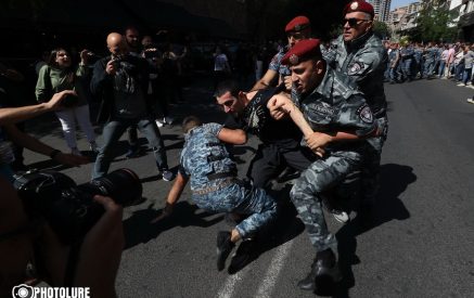 Լեւոն Քոչարյանի գործով տուժող ոստիկանները փոխե՞լ են ցուցմունքները