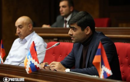 ԱԺ պատգամավոր Մհեր Սահակյանի եկամուտները աճել են, պատգամավորը բնակարան է ձեռք բերել Չեխիայում․ «Փաստերի ստուգման հարթակ»