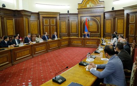 ԼՂ-ից բռնի տեղահանվածները ֆինանսական աջակցություն ստանալու համար պետք է քարտային հաշիվներ բացեն. քննարկվել են աջակցության ծրագրերն ու հետագա քայլերը