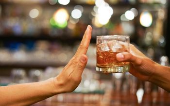 Սկզբում էյֆորիա, հետո խանգարումներ. ե՞րբ է ալկոհոլը դառնում առողջական խնդիր