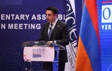 Մենք չենք ընկրկում դժվարությունների առաջ, եւ Հայաստանի Հանրապետությունը որդեգրել է խաղաղության օրակարգ․ Ալեն Սիմոնյան