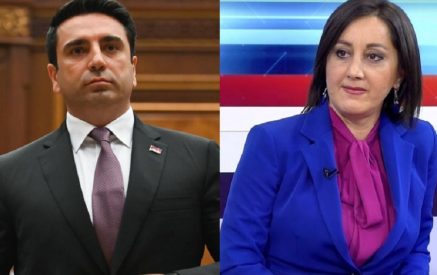 «Եթե ինքն այդ բառն իր վրա է վերցնում, դա իր բարոյական իրավունքն է, որն իրենից ոչ ոք չի կարող խլել». Անժելա Թովմասյանը՝ Ալեն Սիմոնյանին
