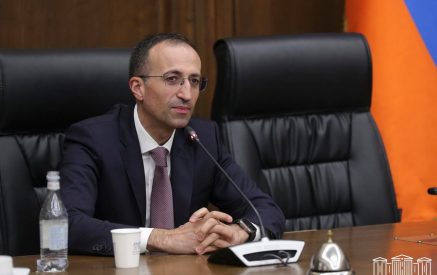 «Տիկին Հարությունյան, մենք հավանաբար կհանդիպենք դատարանում զրպարտանքի համար» Արսեն Թորոսյանը սպառնում է դատի տալ Հայկուհի Հարությունյանին