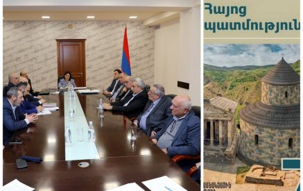 «Պայմանավորվեցինք, որ նախարարը պետք է անկողմնակալ վերաբերմունք ցուցաբերի». Համլետ Պետրոսյանը՝ աղմուկ հանած դասագրքի մասին