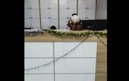 Ադրբեջանը Սուրբ Ծննդյան տոնի առթիվ զարդարել է Ստեփանակերտի գրեթե ամբողջությամբ դատարկ հիվանդանոցը