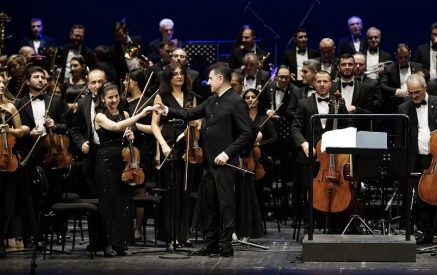 Պորդենոնեի Վերդիի թատրոնում տեղի ունեցավ Հայաստանի ազգային ֆիլհարմոնիկ նվագախմբի բացառիկ համերգը