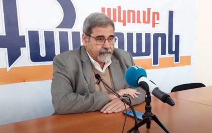 Փոխարեն պատրաստ լինենք պատերազմի, շարունակում ենք բանակը քանդել. Կիրո Մանոյան