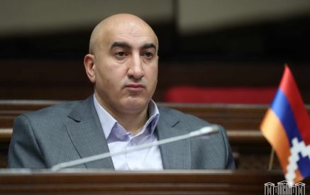Արցախցի մեր հայրենակիցների խնդիրները խորքային են և բազմաշերտ, որոնցից շատերը հապշտապ լուծում են պահանջում․ Մհեր Մելքոնյան