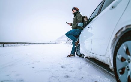 Ձմեռային անվտանգ երթևեկություն․ ի՞նչ ունենալ մեքենայի մեջ, ինչպե՞ս վարվել ցրտահարության դեպքում