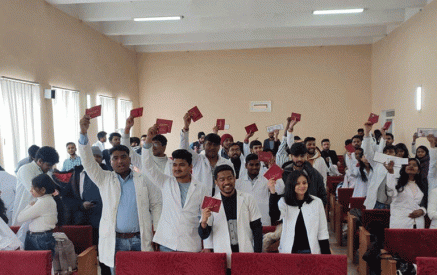 Հնդիկ ուսանողների տոնական քայլերթը՝ Գյումրիում