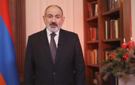 Փաշինյանը շնորհավորել է համայն հայությանը Սուրբ Ծննդյան տոնի առիթով