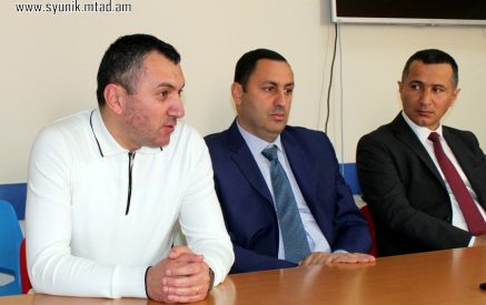 «Մեղրիում ապրելու դրական նախապայմաններից մեկն այստեղ որակյալ առողջապահական ծառայություններ ստանալն է». Մեղրու բժշկական կենտրոնը տնօրենի նոր պաշտոնակատար ունի