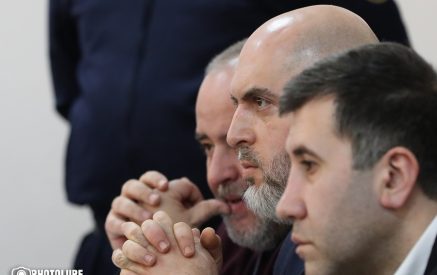 «Միջնորդության հետաձգման միակ պատճառն այն է, որ հերթական վատությունն ուզեցին անել»․ Արմեն Աշոտյանի պաշտպան