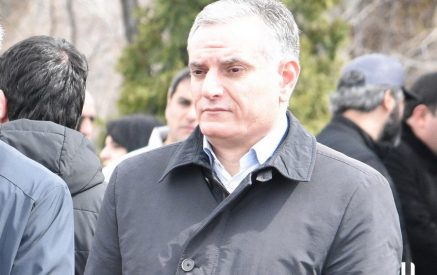 «Փաշինյանի ասածի 99 տոկոսը սուտ է․ մեր բանակի 2/3-ը չի մասնակցել 44-օրյա պատերազմին, հիմնական բեռը եղել է Արցախի ՊԲ վրա»․ Արտակ Զաքարյան