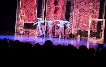 Կայացել է «Նռան գույնը» պարային ներկայացման առաջնախաղը Թբիլիսիի «Ռուսթավելի» թատրոնում
